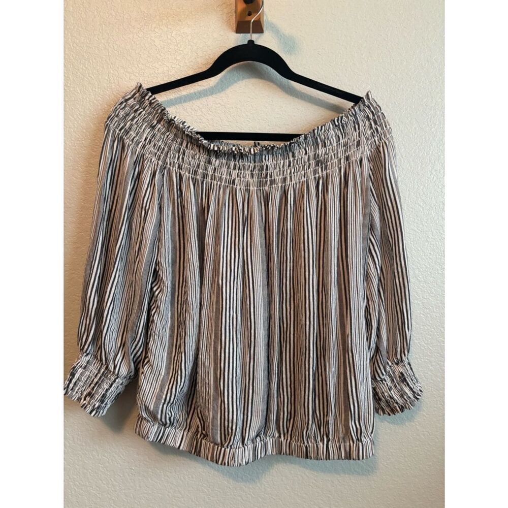 Evereve Black & White Striped Off-Shoulder Smocked Blouse